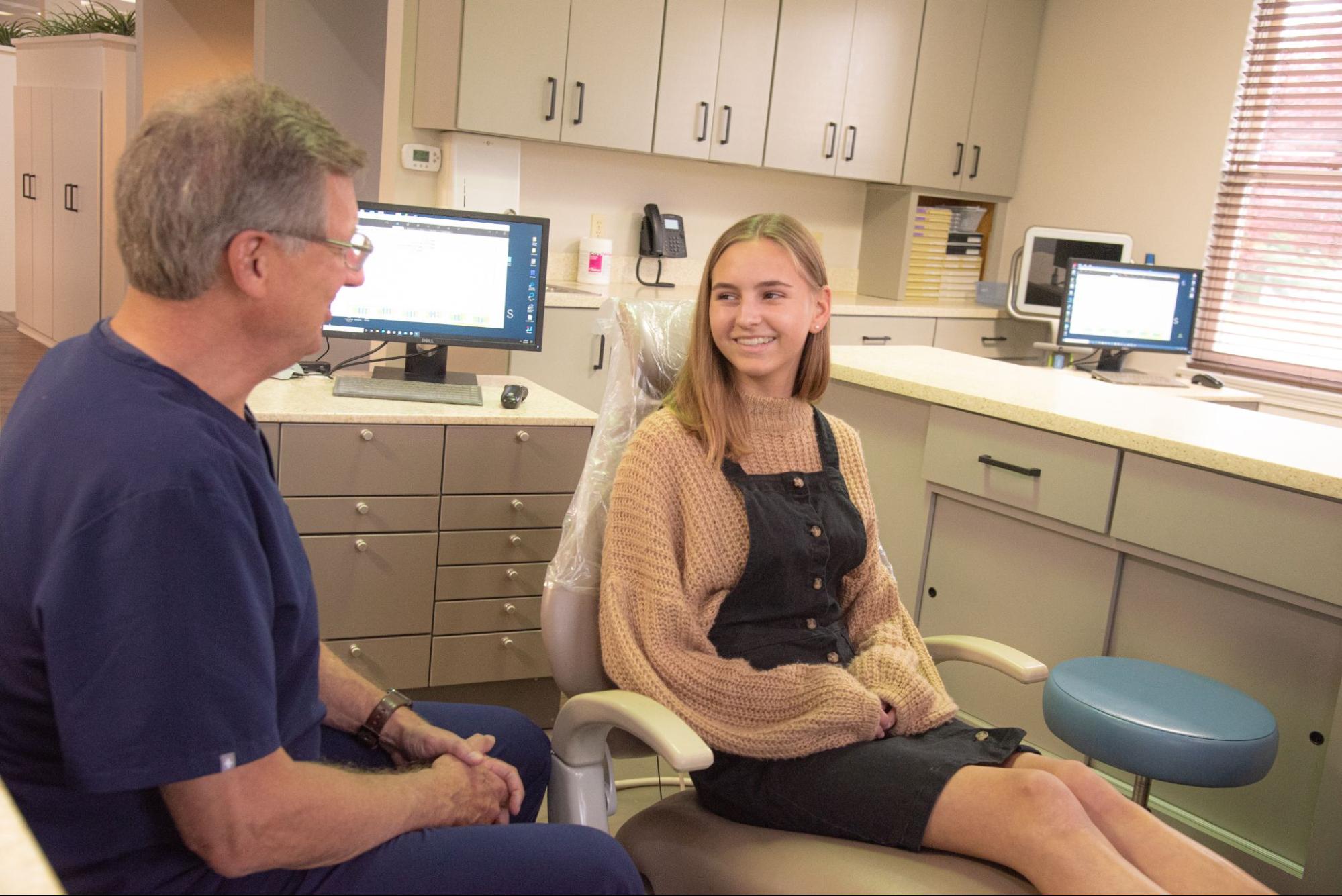 What Parents Need to Know About Orthodontic Treatment for Teens